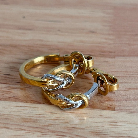 Crown Trifari Gold Silver Tone Knot Hoop Earrings - Picture 6 of 11